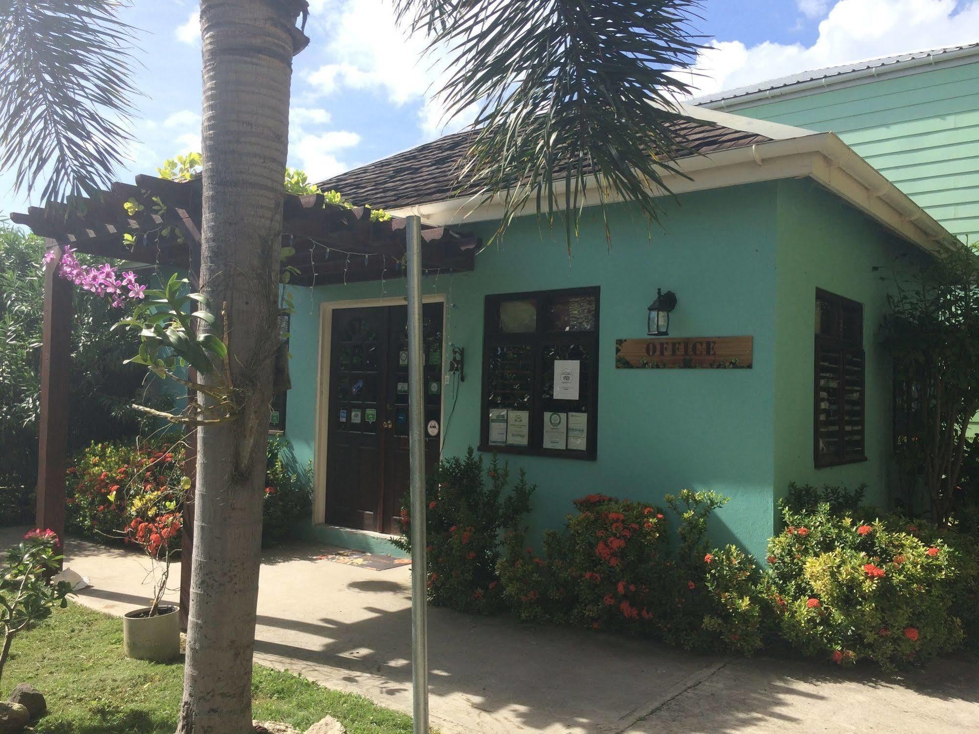 Buccaneer Beach Club Dickenson Bay Exterior foto